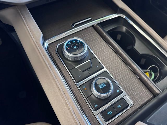 Certified 2023 Ford Expedition Limited image 25