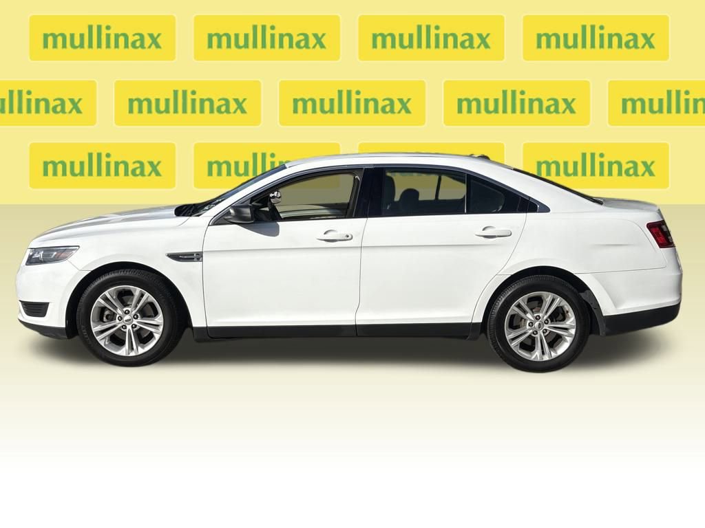Certified 2017 Ford Taurus SE image 11