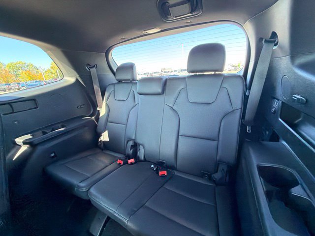 Used 2025 Kia Telluride EX X-Line AWD/4WD image 16