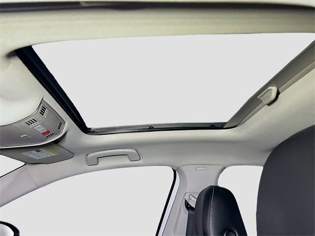 Used 2022 Volkswagen Jetta SE image 32