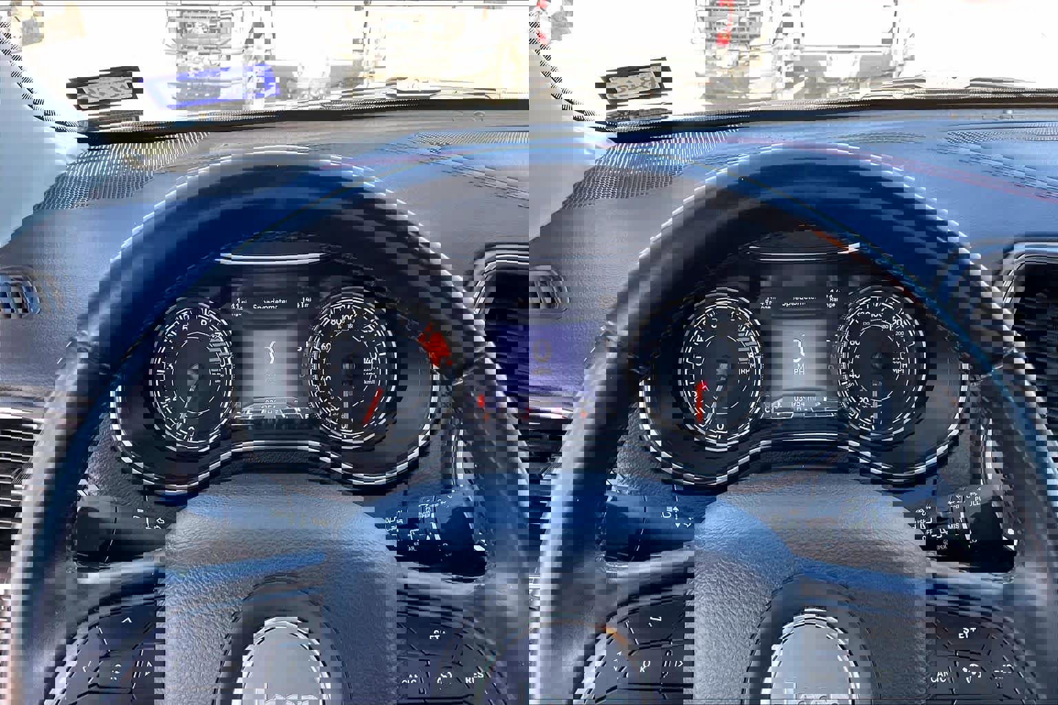 Used 2019 Jeep Cherokee Trailhawk w/ Cold Weather Group image 25