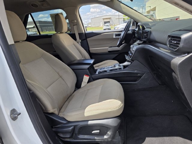 Certified 2022 Ford Explorer XLT RWD image 26