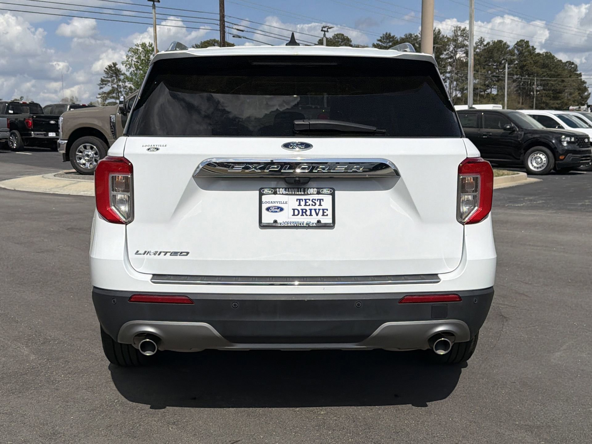 Certified 2023 Ford Explorer Limited image 3