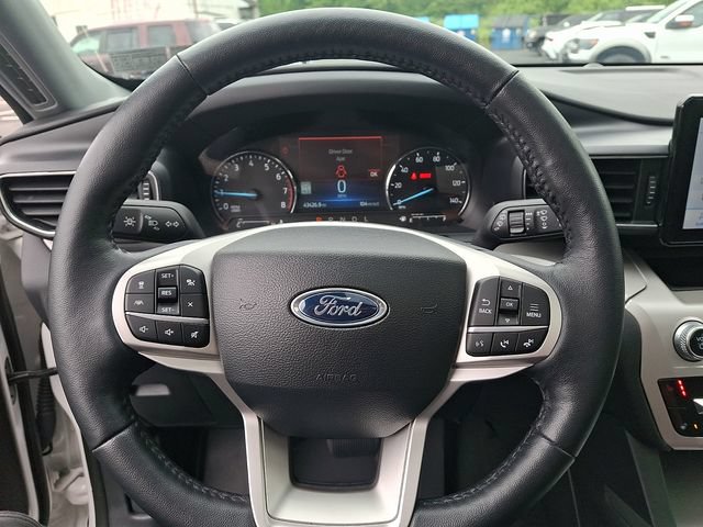 Certified 2023 Ford Explorer XLT w/ Equipment Group 202A AWD/4WD image 31