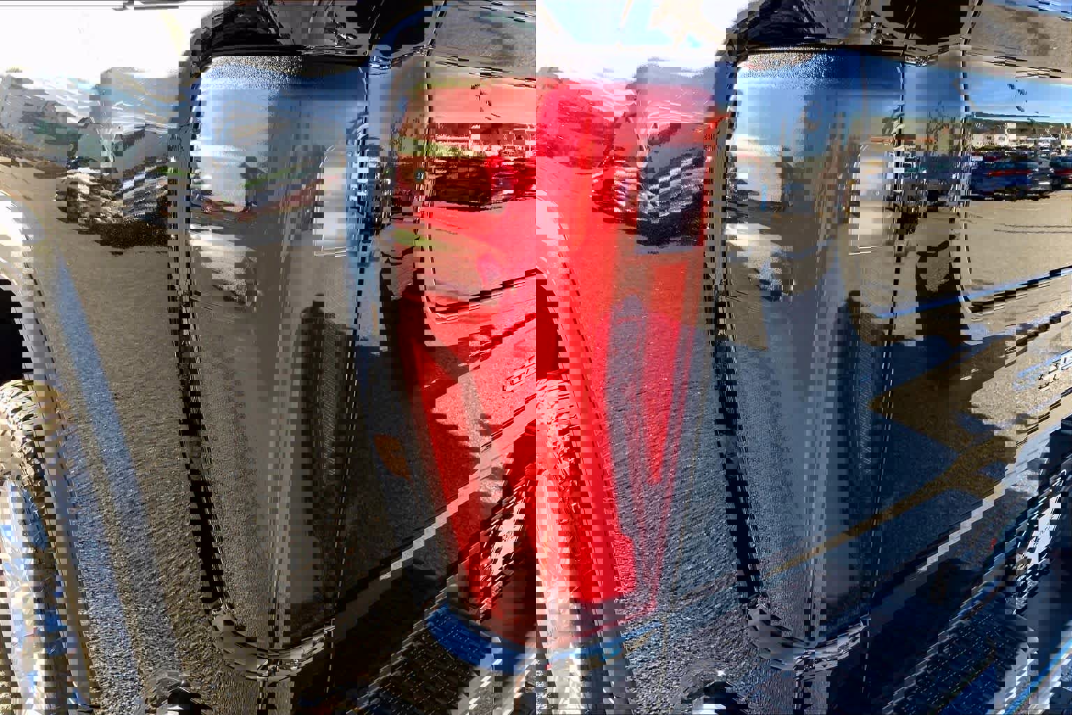 Used 2024 GMC Sierra 2500 SLT w/ SLT Premium Package image 28