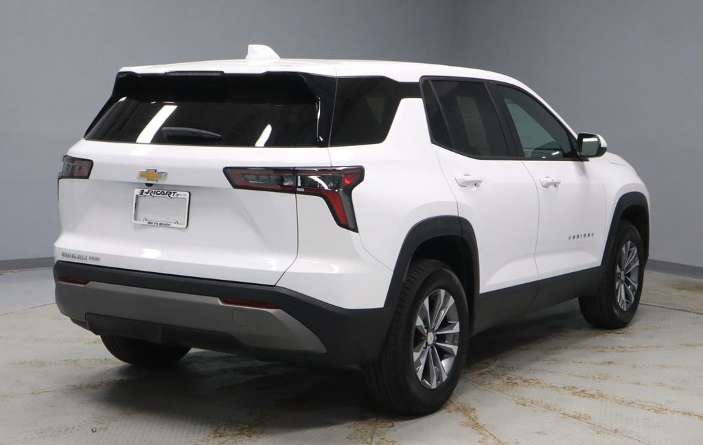 Used 2026 Chevrolet Equinox LT image 5