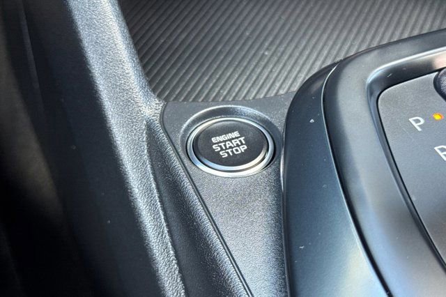 Used 2025 Kia K4 LXS image 23