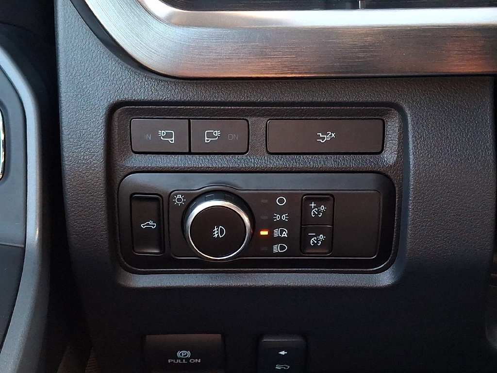 Certified 2024 Ford F250 Lariat AWD/4WD image 29
