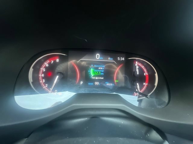Used 2025 Toyota RAV4 XLE FWD image 9