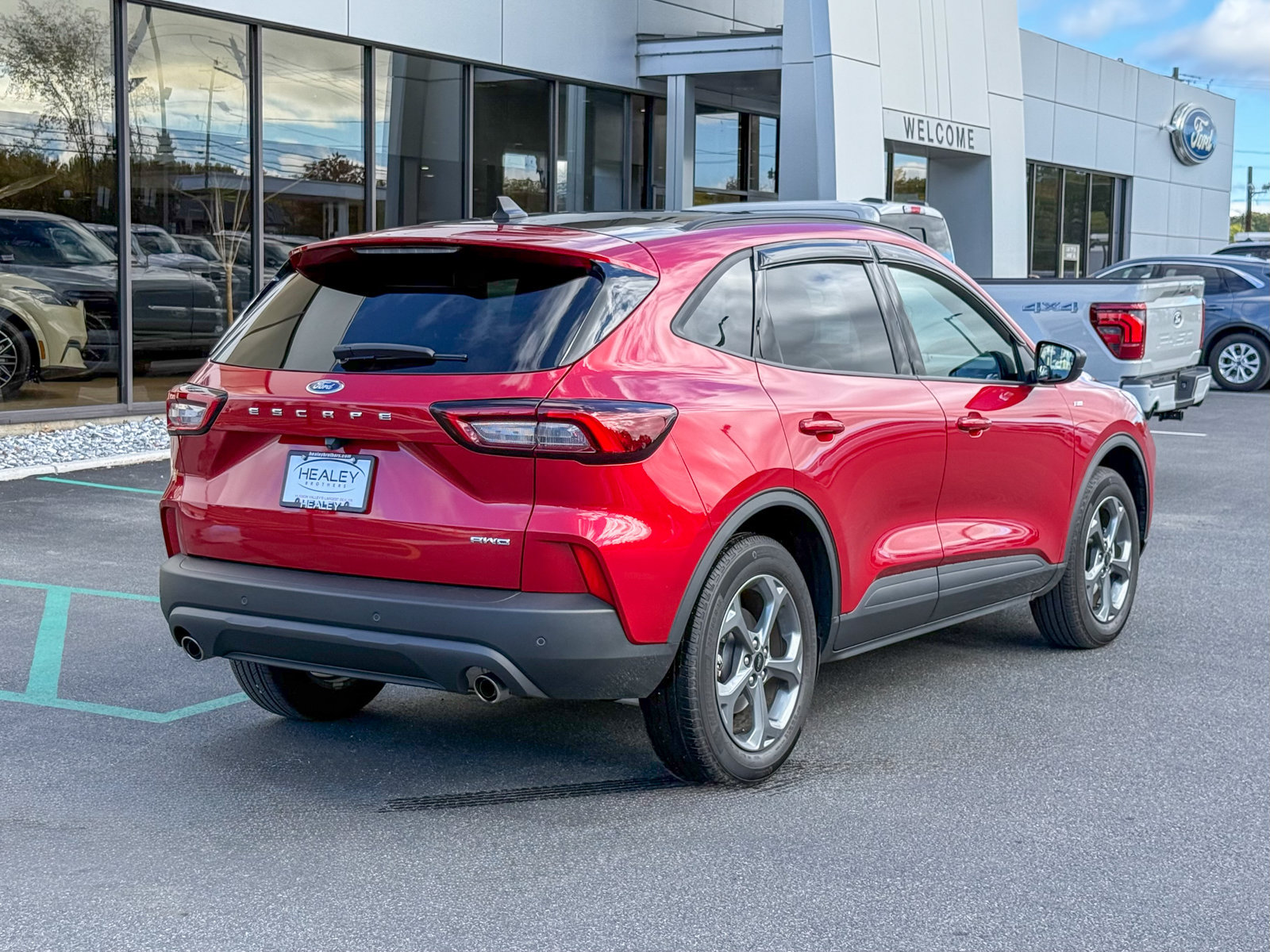 Certified 2025 Ford Escape ST-Line w/ Tech Pack #1 AWD/4WD image 6