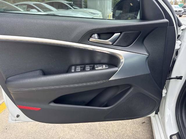 Used 2023 Genesis G70 2.0T AWD/4WD image 18