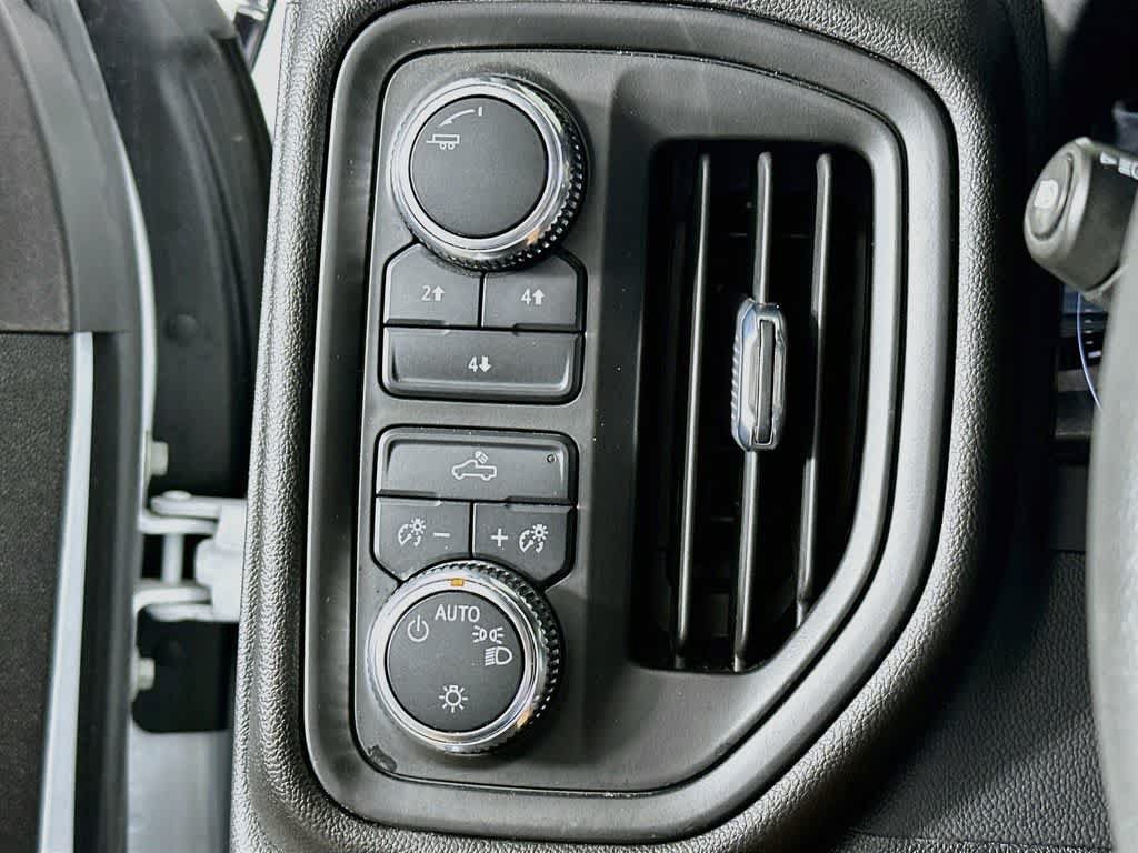 Used 2024 GMC Sierra 2500 Pro AWD/4WD image 25