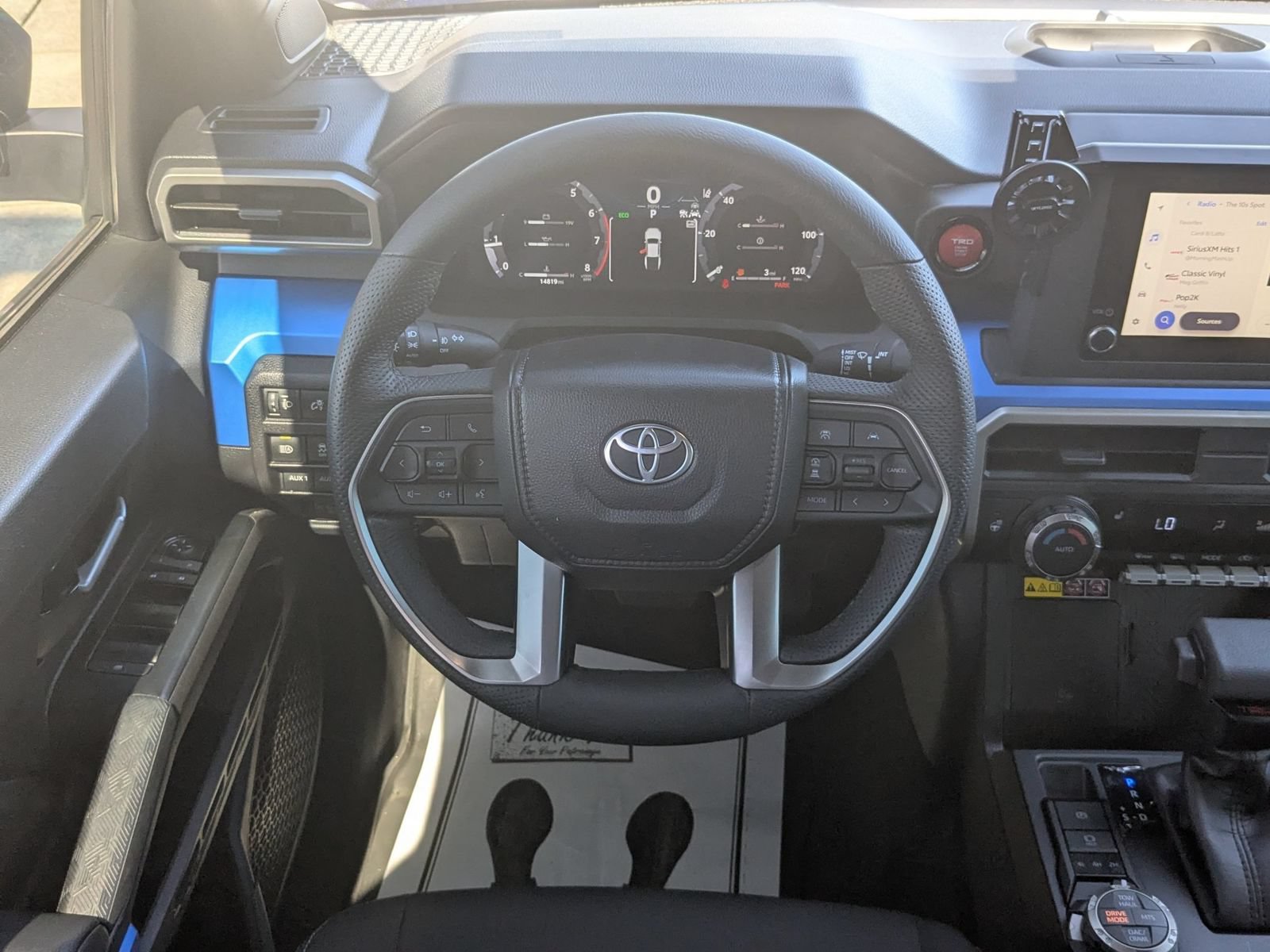 Used 2025 Toyota Tacoma TRD Off-Road w/ TRD Off Road Upgrade Package AWD/4WD image 33