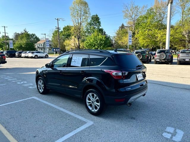 Certified 2018 Ford Escape SE w/ SE Sync 3 Package FWD image 11