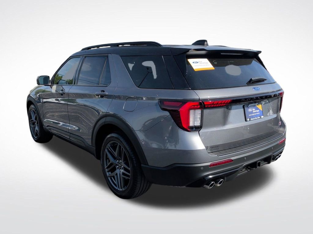 Certified 2025 Ford Explorer ST AWD/4WD image 5