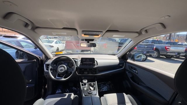 Used 2023 Nissan Rogue SV AWD/4WD image 19