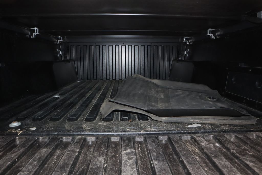 Used 2023 Toyota Tacoma SR AWD/4WD image 18