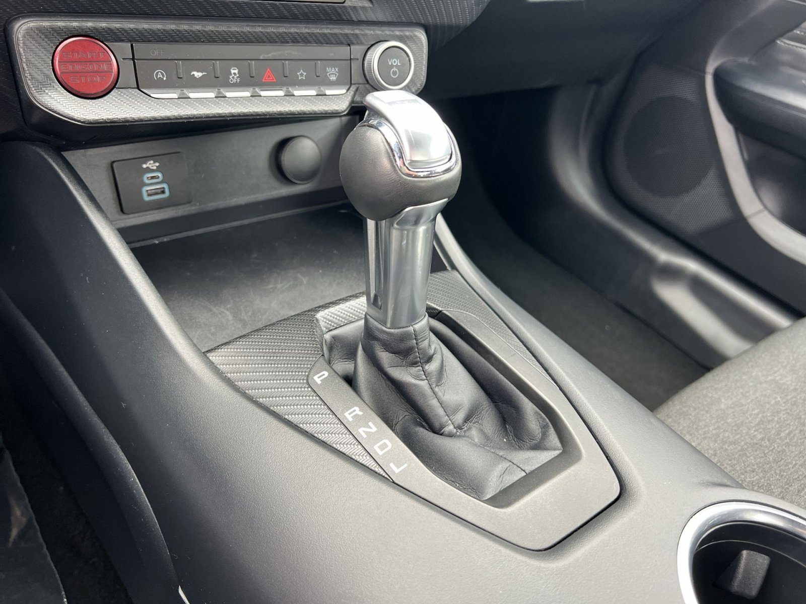 Certified 2025 Ford Mustang Coupe image 21