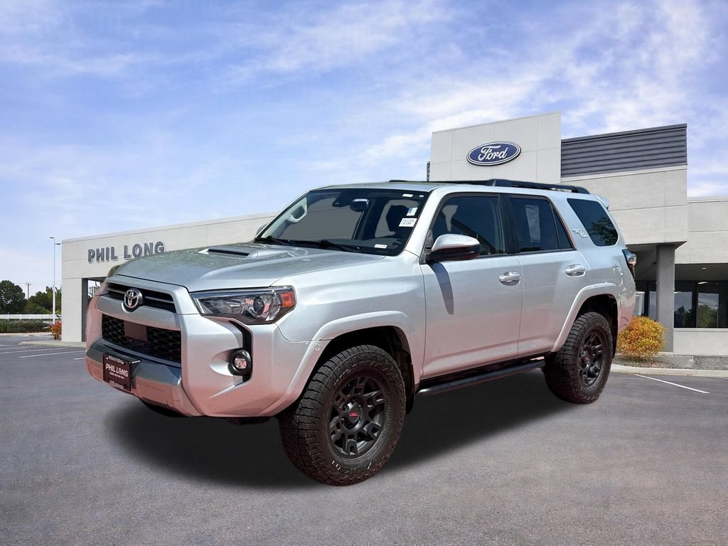 Used 2022 Toyota 4Runner TRD Off-Road AWD/4WD image 5