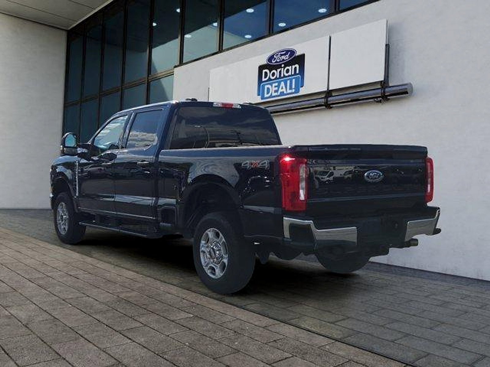 Certified 2025 Ford F250 XLT AWD/4WD image 5