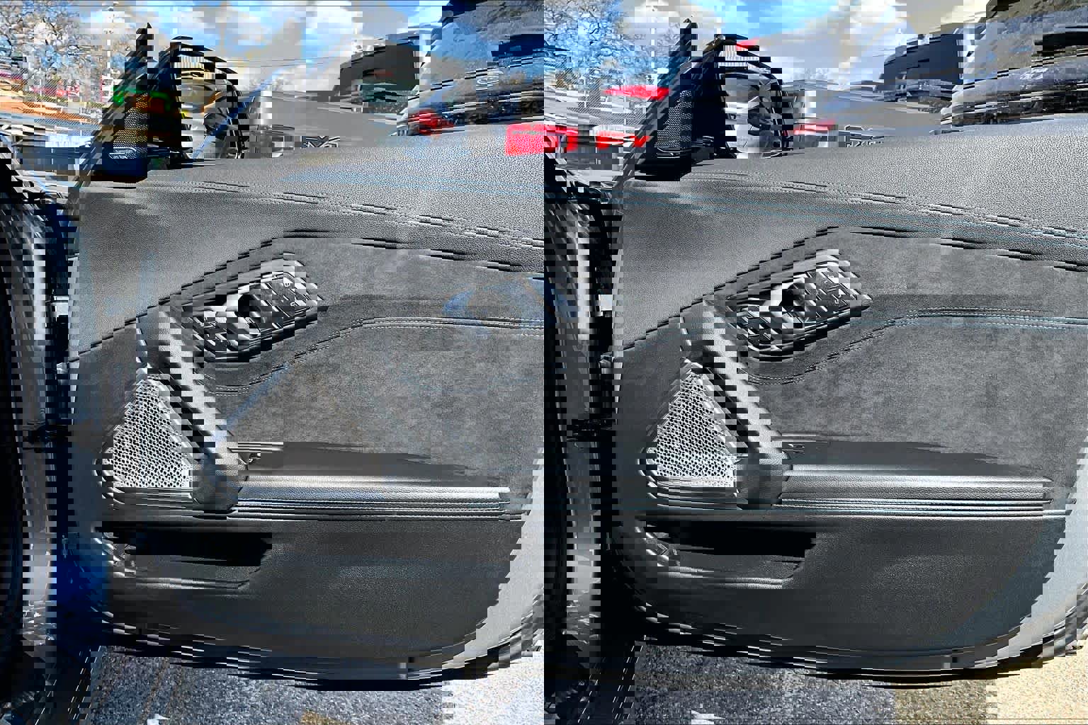 Used 2024 BMW Z4 sDrive30i w/ Shadowloine Package image 24