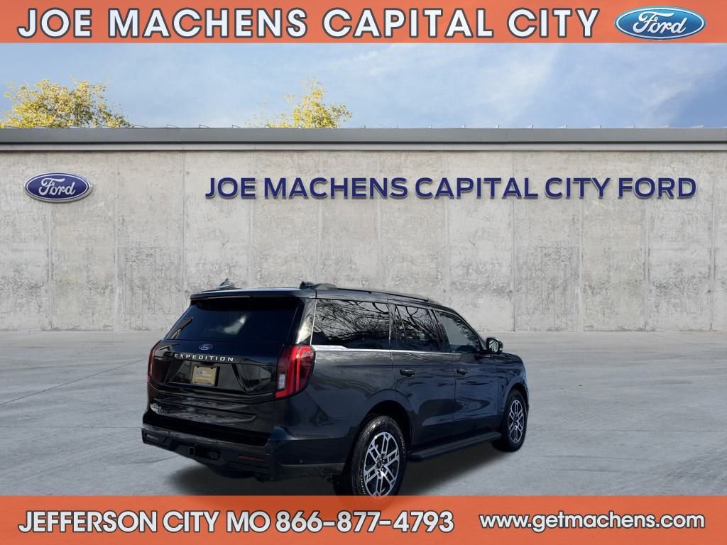 Certified 2025 Ford Expedition Active image 5