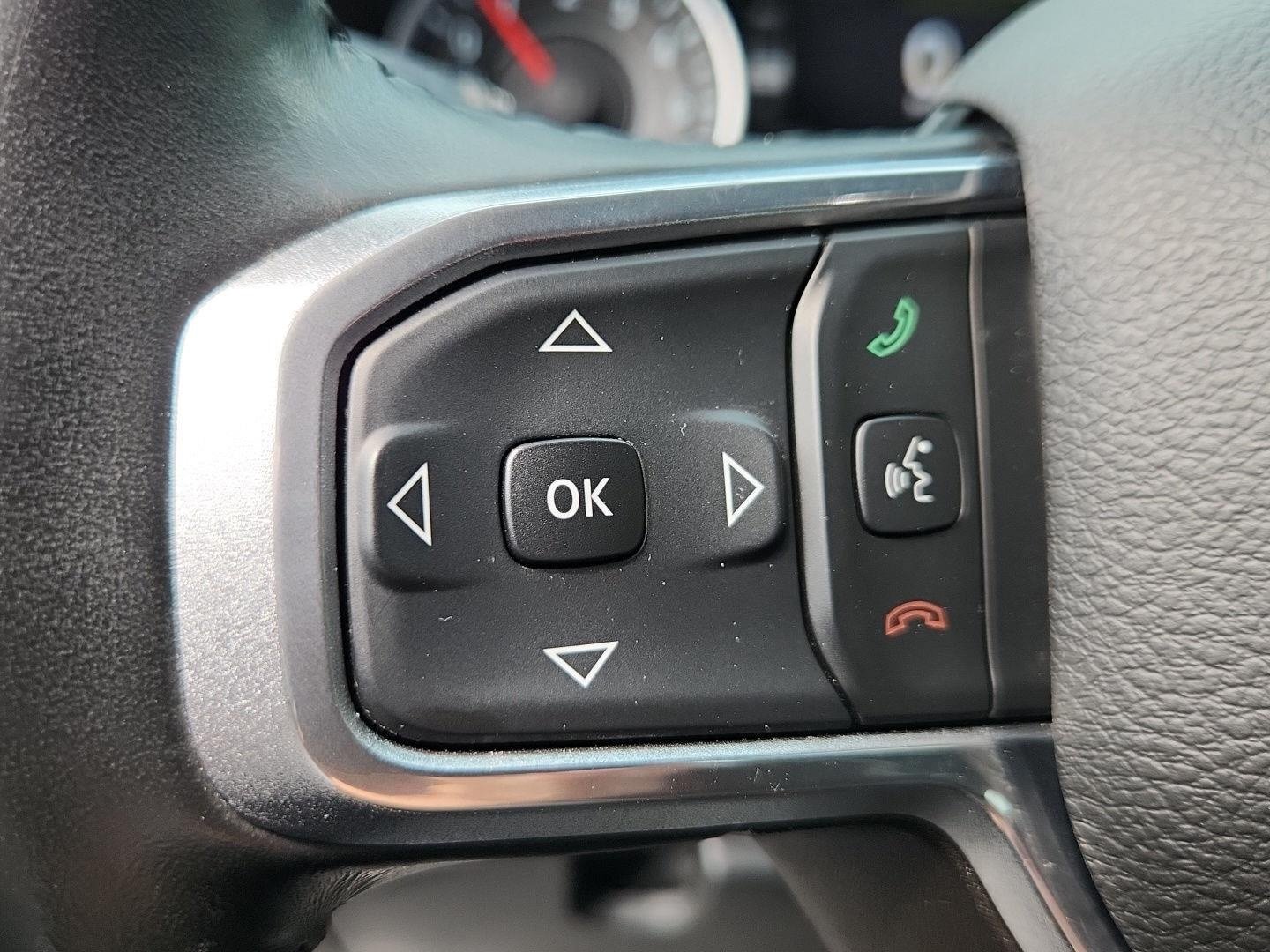 Used 2023 RAM 1500 Laramie AWD/4WD image 21