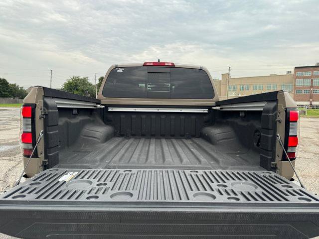 Used 2023 Nissan Frontier PRO-4X w/ Pro-4X Premium Package AWD/4WD image 18