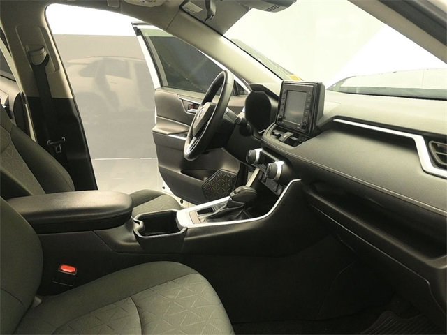 Used 2022 Toyota RAV4 XLE image 15