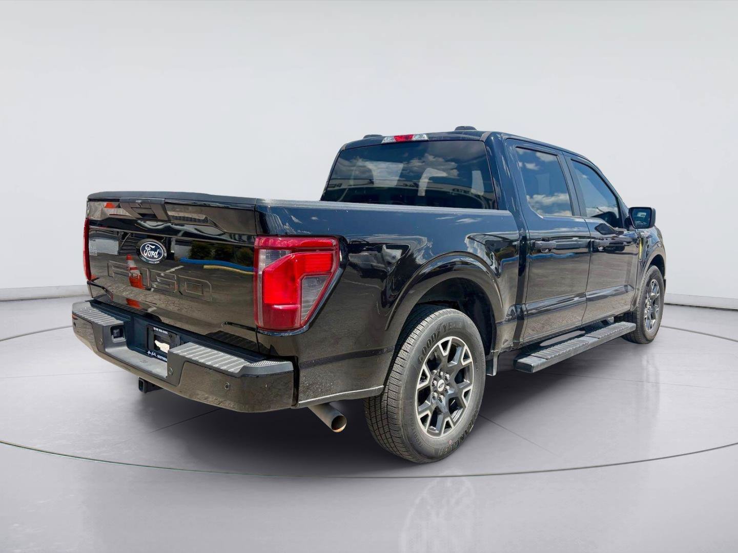 Certified 2024 Ford F150 STX RWD image 5
