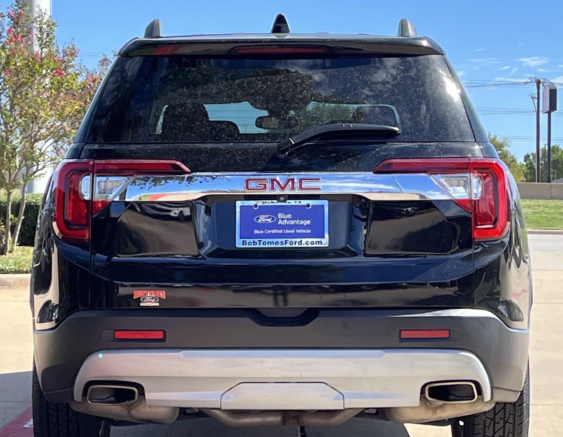 Used 2023 GMC Acadia SLT FWD image 6