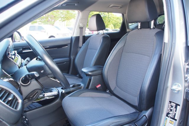 Used 2023 Kia Seltos S FWD image 16