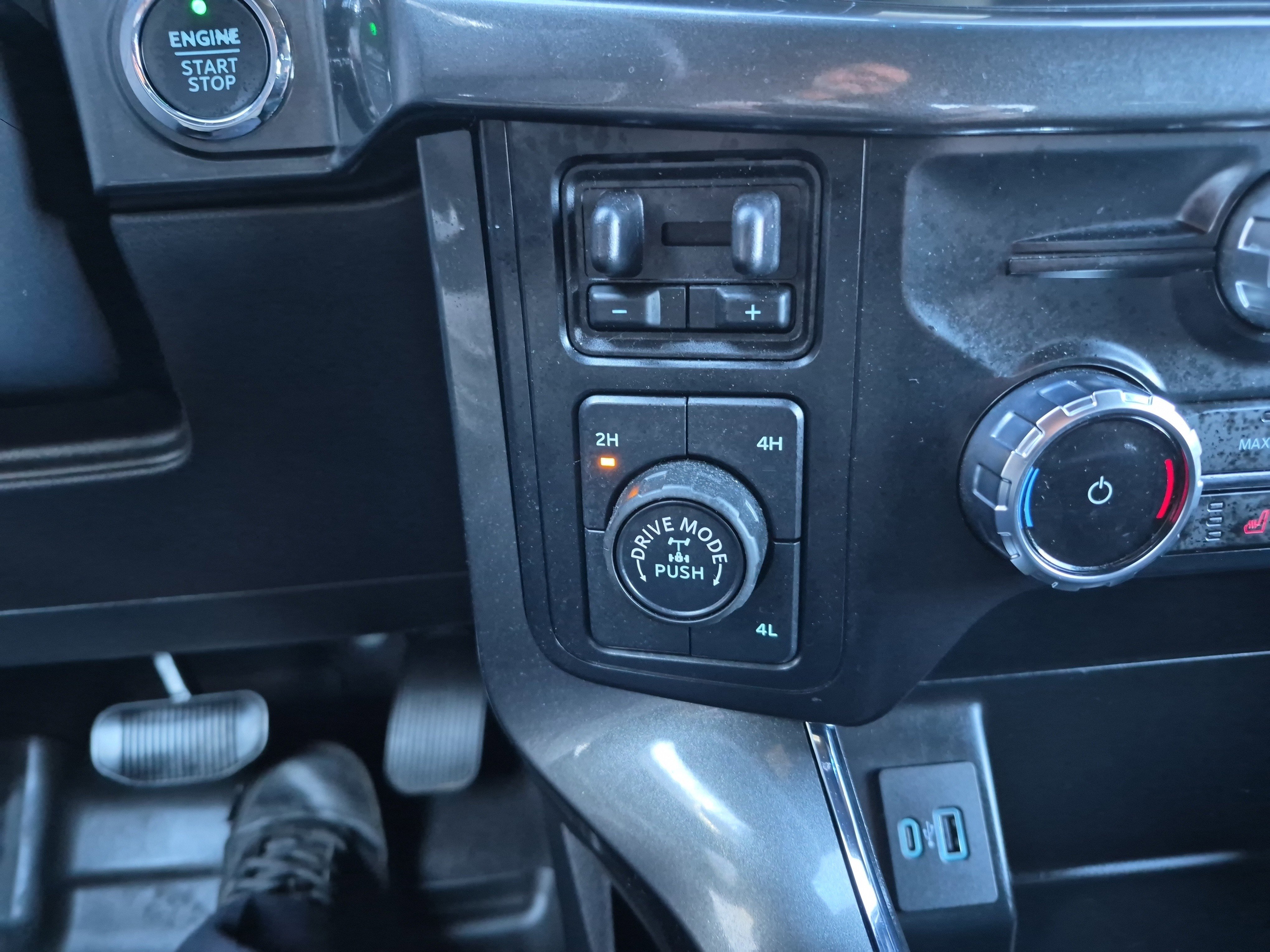 Certified 2023 Ford F150 XLT w/ Equipment Group 302A High image 34