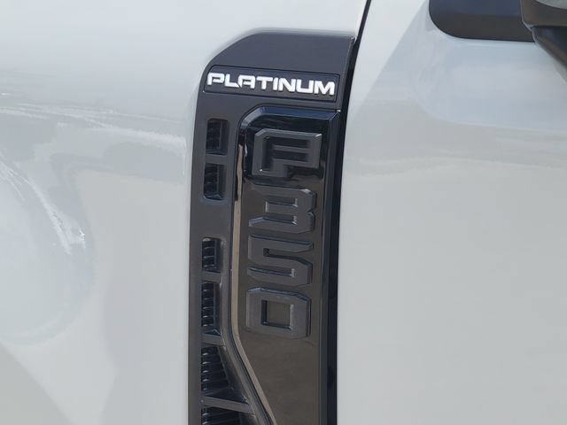 Certified 2025 Ford F350 Platinum AWD/4WD image 14