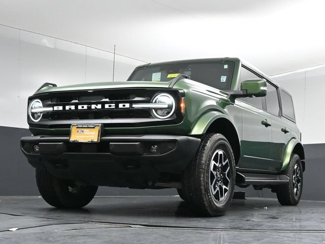 Certified 2025 Ford Bronco Outer Banks AWD/4WD image 39
