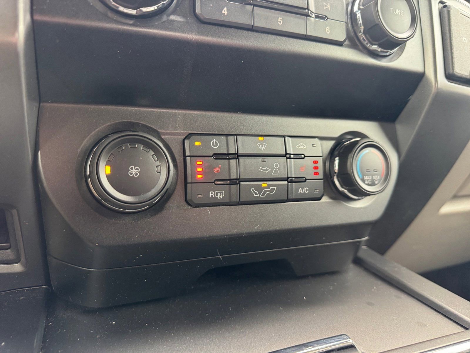 Certified 2020 Ford F150 XLT w/ Equipment Group 302A Luxury image 23