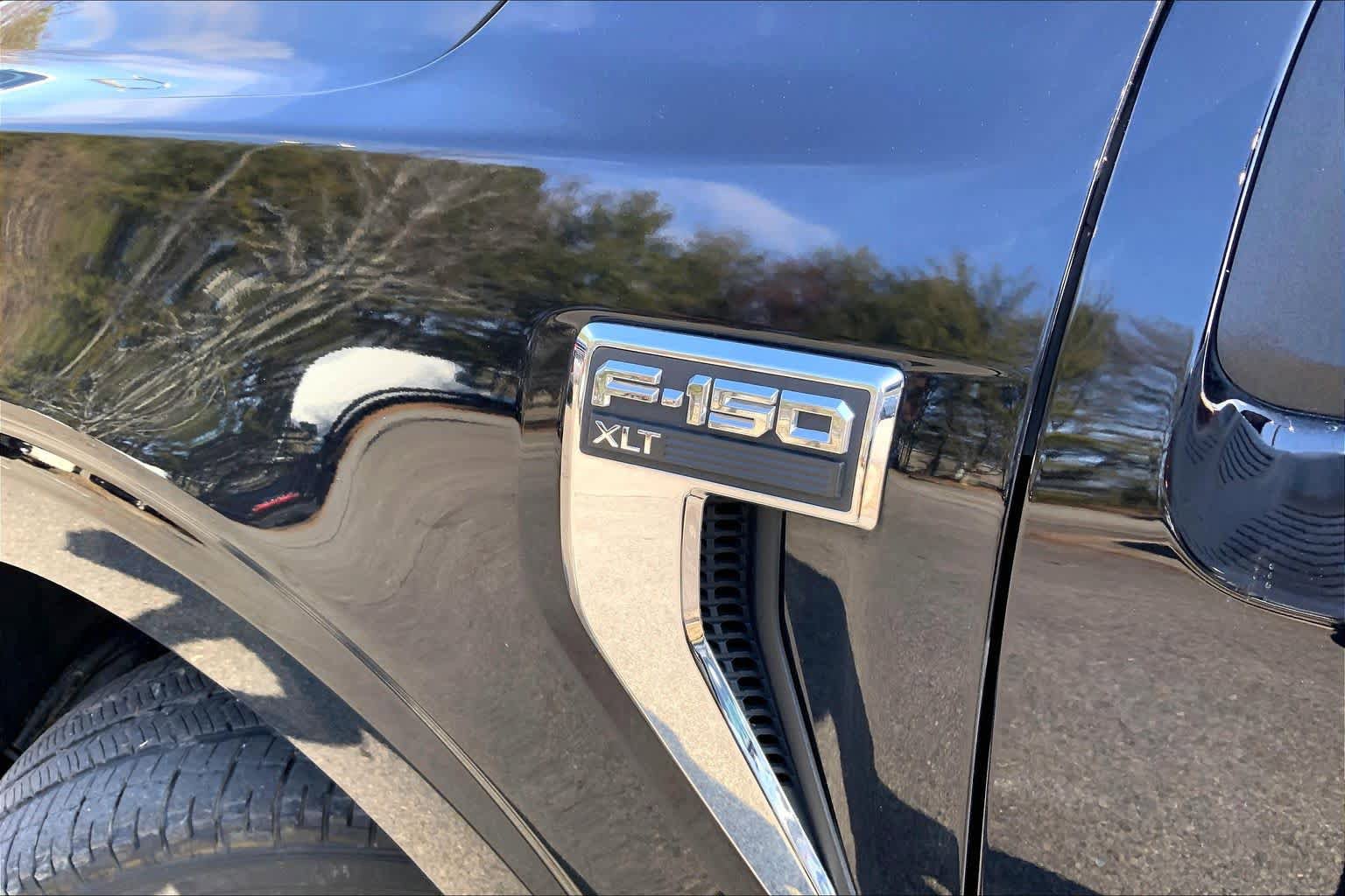 Certified 2022 Ford F150 XLT w/ XTR Package AWD/4WD image 10