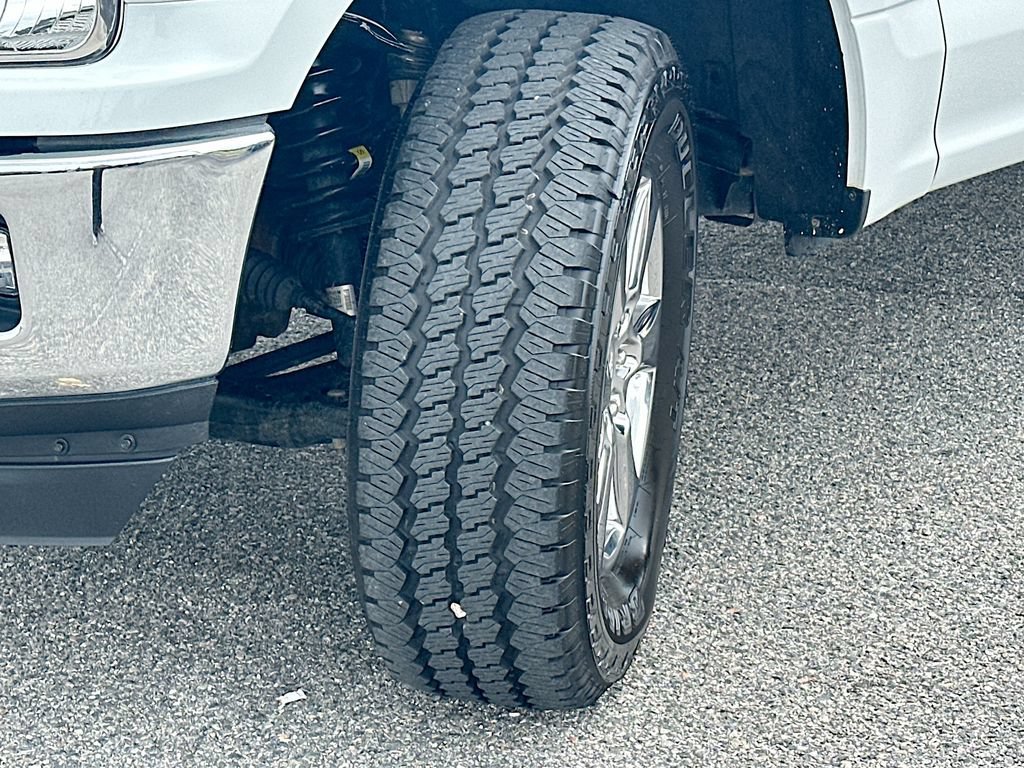 Certified 2019 Ford F150 XLT w/ Equipment Group 302A Luxury AWD/4WD image 25