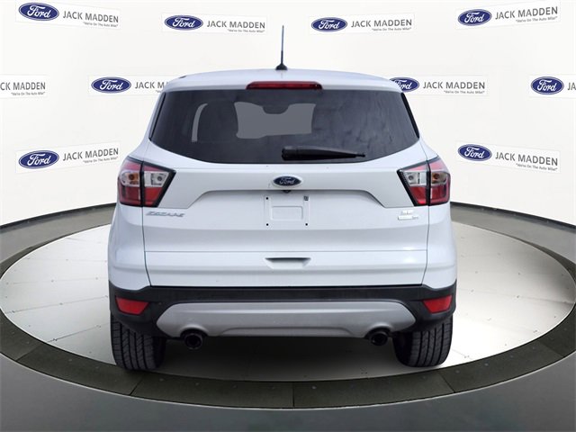 Certified 2017 Ford Escape SE image 4