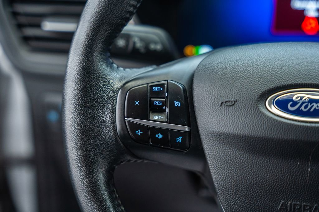Certified 2020 Ford Escape SE Sport FWD image 31