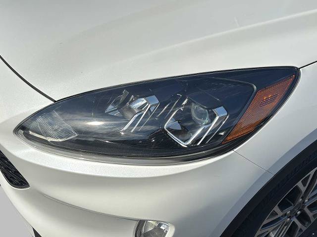 Certified 2020 Ford Escape SEL AWD/4WD image 32