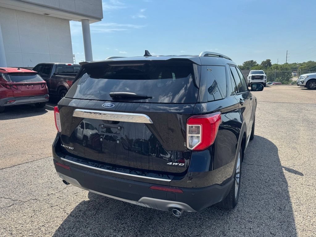 Certified 2023 Ford Explorer Limited w/ Equipment Group 301A AWD/4WD image 7
