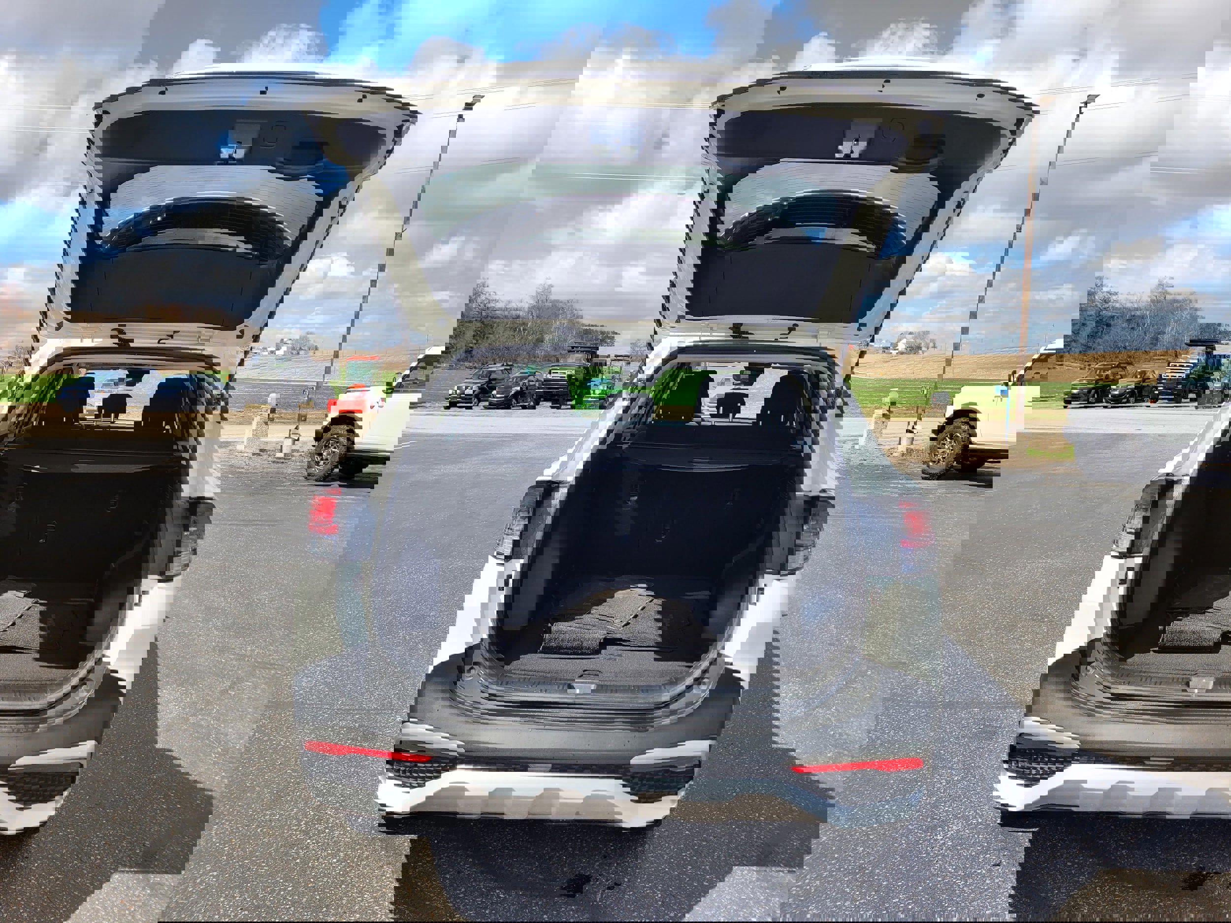 Used 2023 Kia Sportage LX AWD/4WD image 8