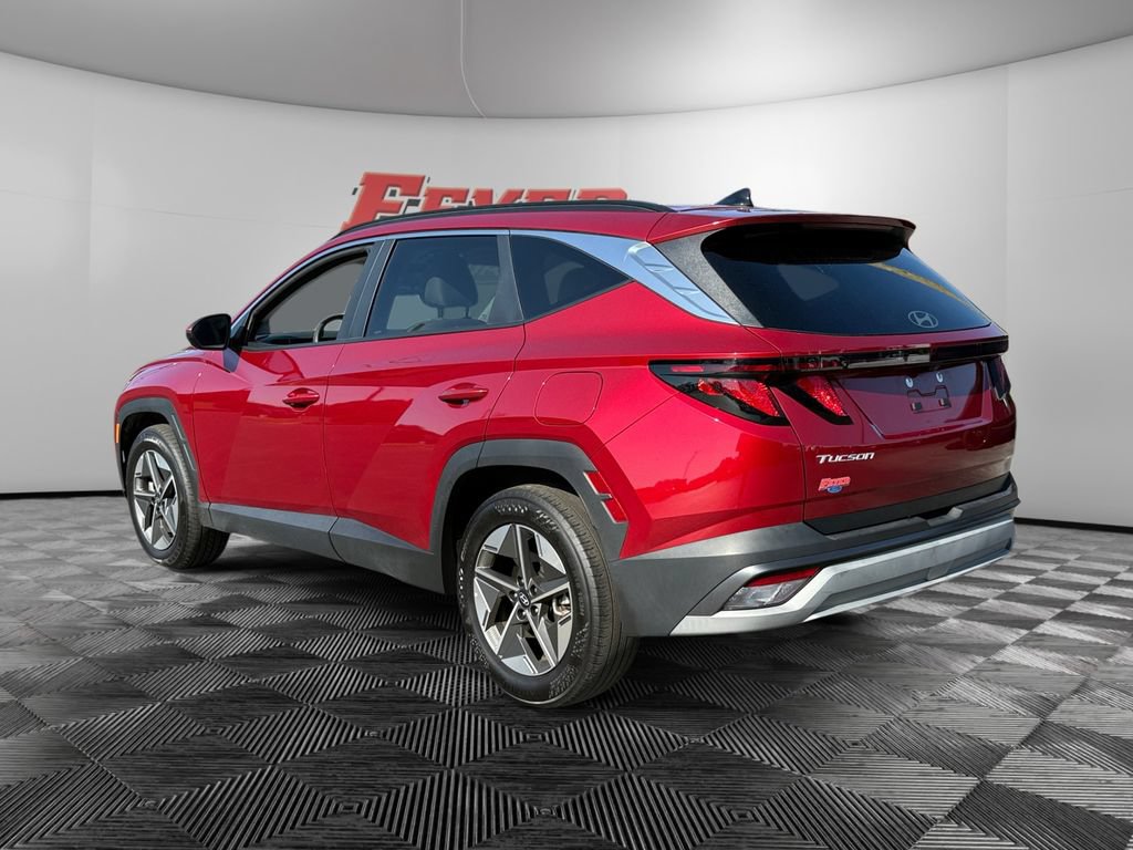 Used 2025 Hyundai Tucson SEL FWD image 3