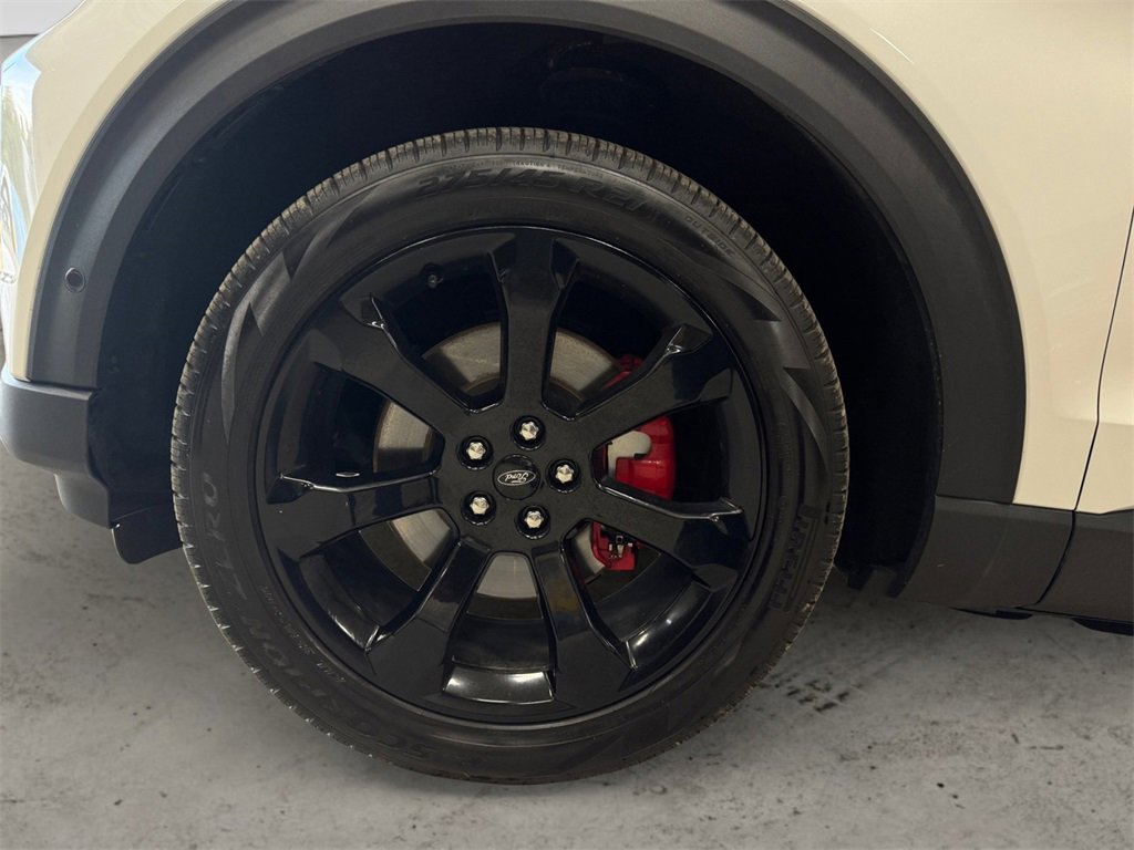 Certified 2024 Ford Explorer ST w/ Technology Package image 14