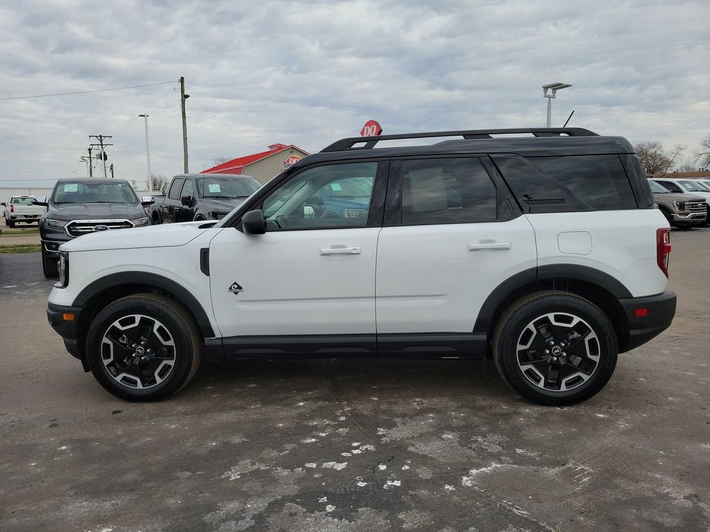 Certified 2024 Ford Bronco Sport Outer Banks w/ Tech Package image 2