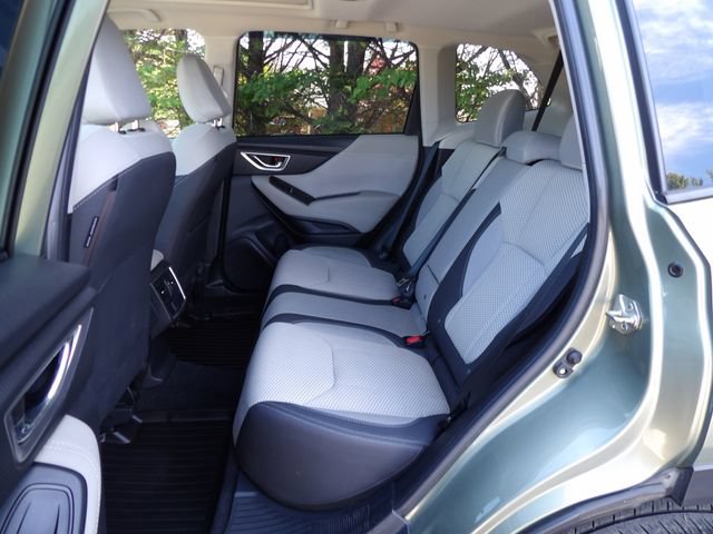 Used 2019 Subaru Forester Premium w/ All-Weather Package AWD/4WD image 8