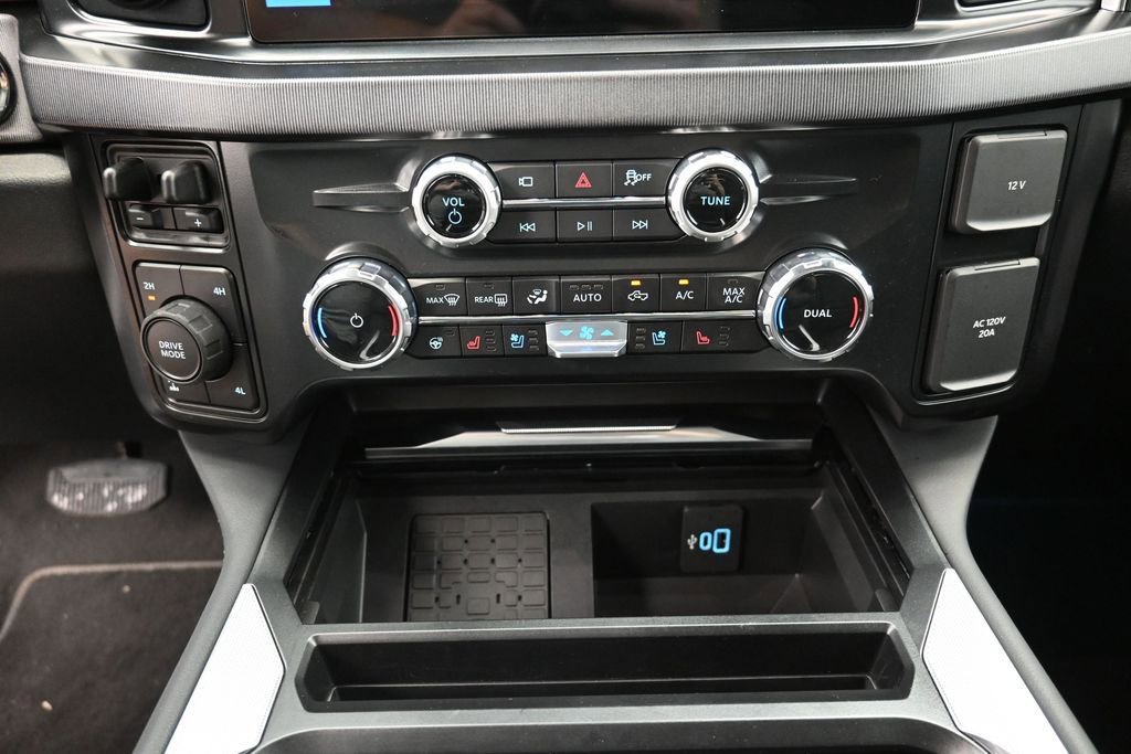 Certified 2026 Ford F250 Platinum AWD/4WD image 9