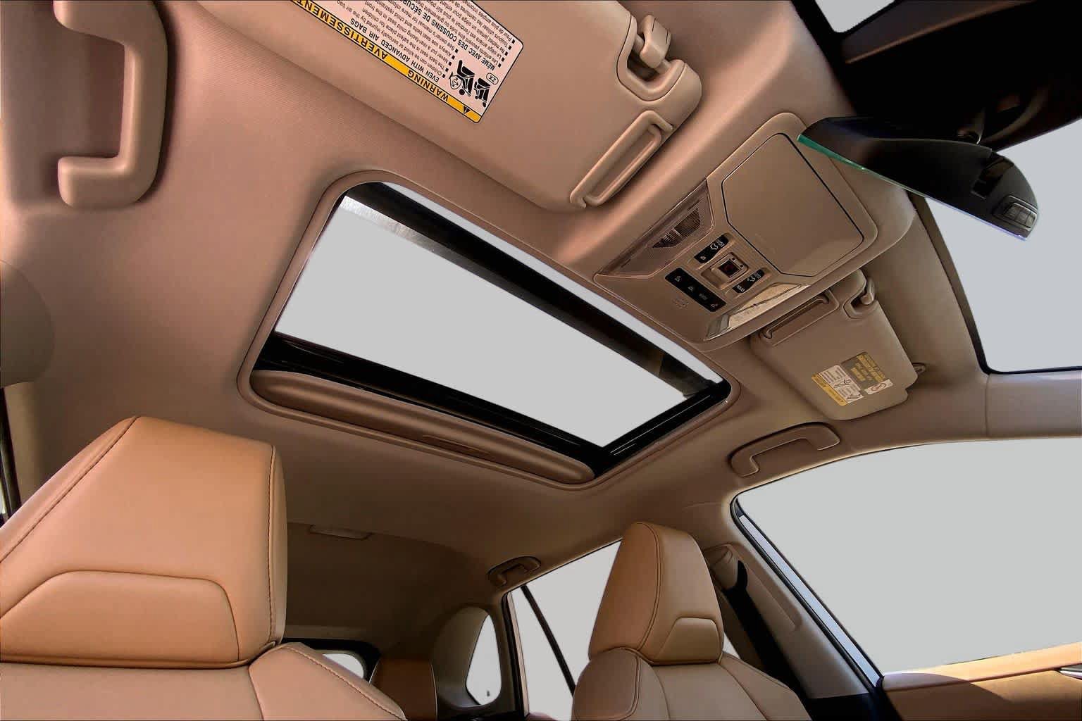 Used 2022 Toyota RAV4 XLE Premium FWD image 14
