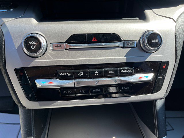 Certified 2022 Ford Explorer XLT w/ Equipment Group 202A image 21